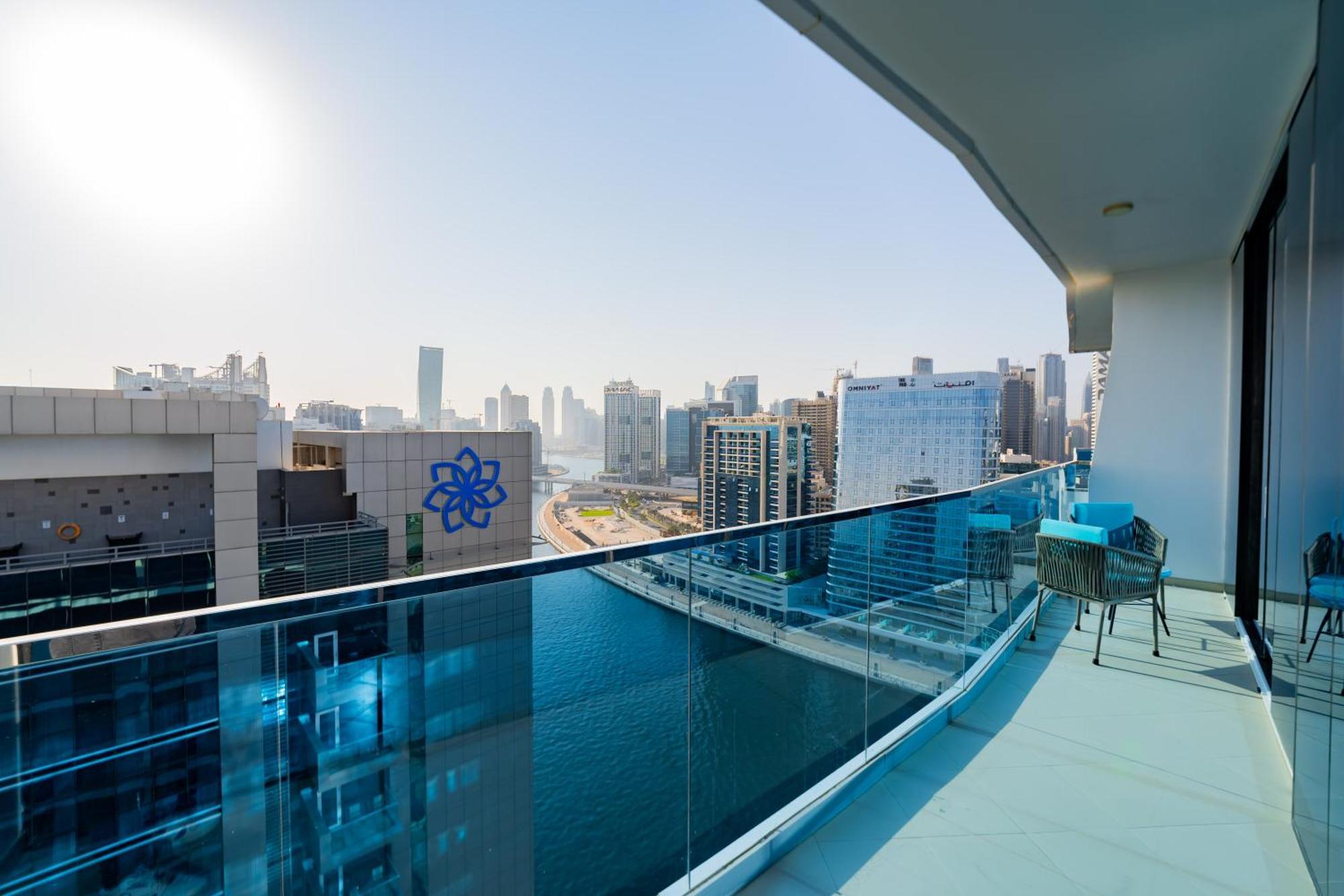 Kasco Homes Waves Tower Business Bay Apartment Dubai